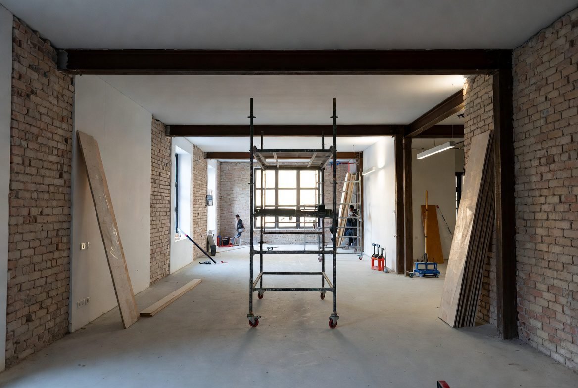 biaya renovasi kantor per meter